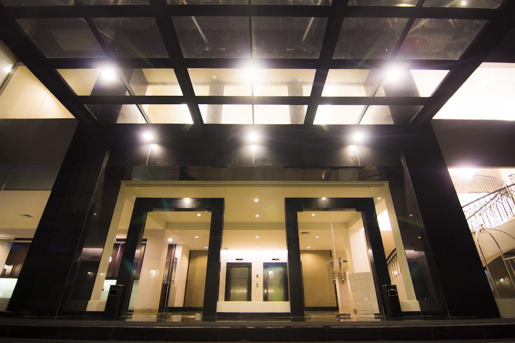 Hotel Diradja Jakarta Exterior photo