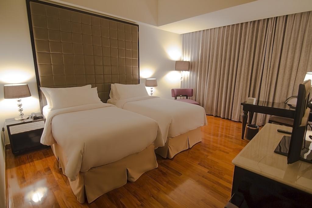 Hotel Diradja Jakarta Room photo
